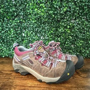 KEEN Detroit Low Top Steel Toe Woman’s Work | Hiking Boot